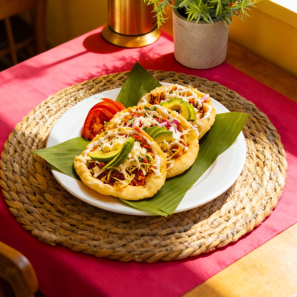 Panuchos de cochinita